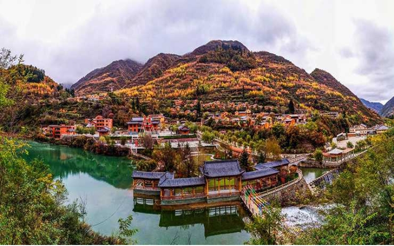 官鵝溝景區(qū)、平?jīng)霾糠志皡^(qū)向全國醫(yī)護(hù)人員免費(fèi)開放